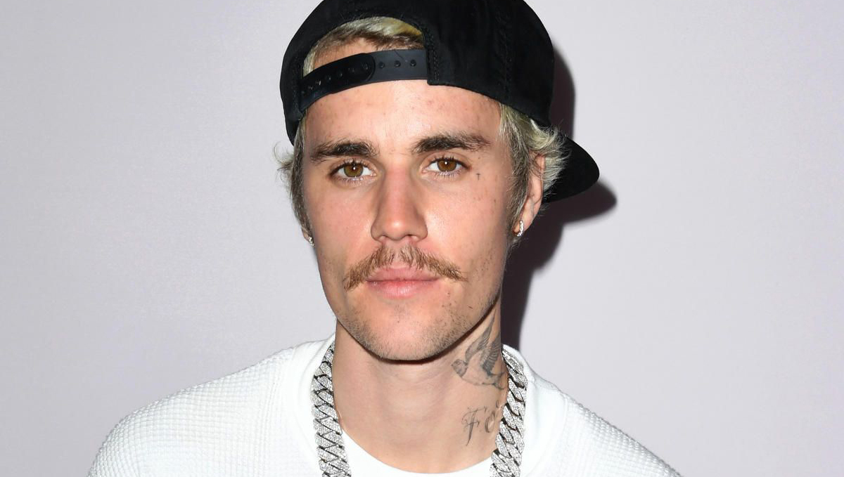 Justin Bieber Breaks Ground in Cannabusiness With “Peaches” Joints ...