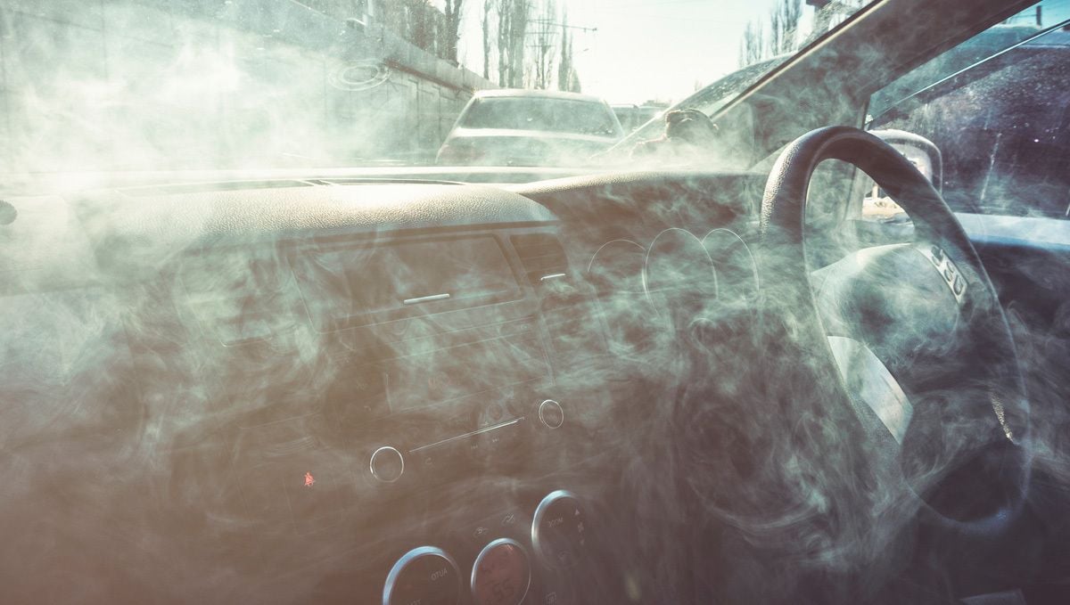 hotboxing-meaning-and-how-does-it-work-fast-buds